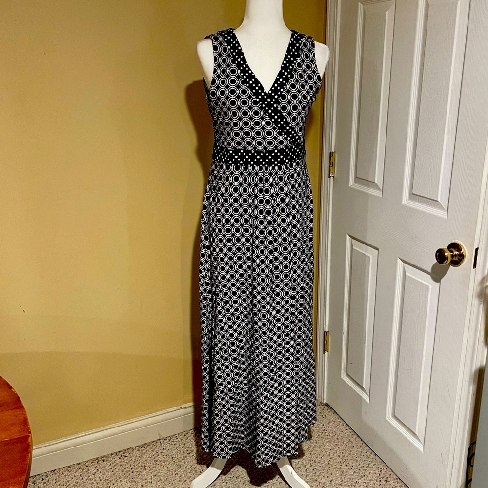 Lands End Knit Maxi Dress - Size M (10/12)
